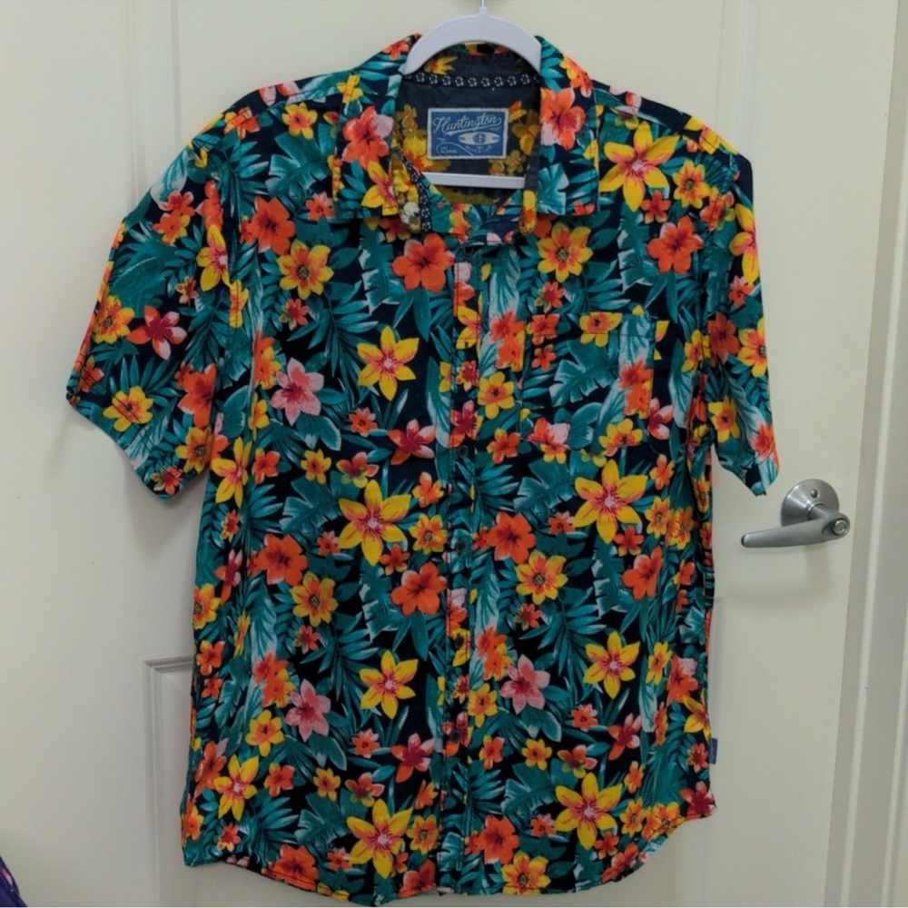 Huntington Beach Club Men's X Large vintage, EUC Beach cotton shirt.  Unisex
